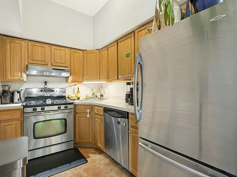 200 Paterson Plank Rd #401 — Photo 15