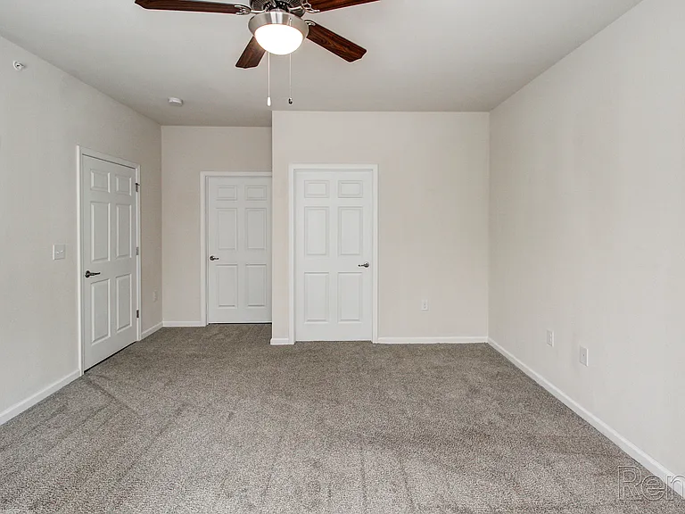 Sterchi Ridge Apartments — Photo 17
