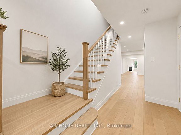 2nd image of 106 Highhill Dr W