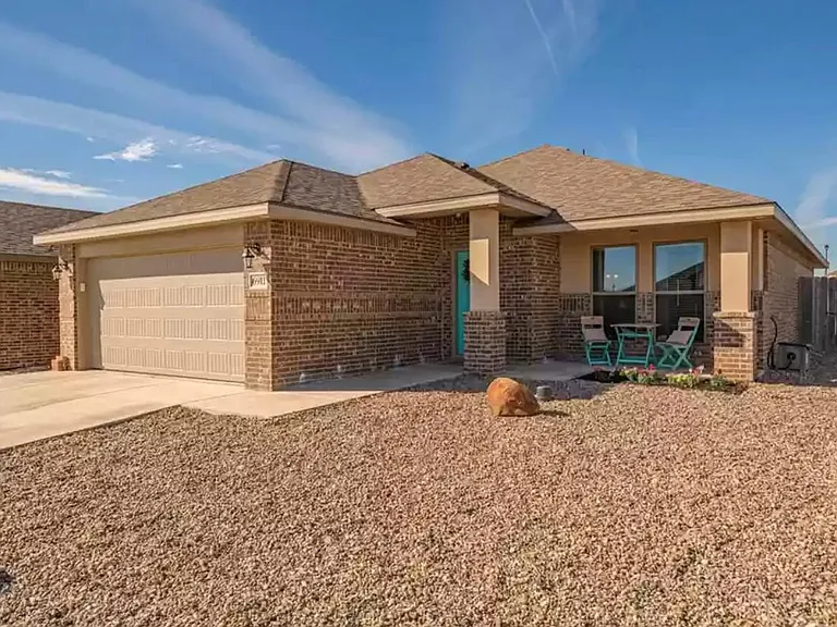 6911 Corral Dr — Photo 1