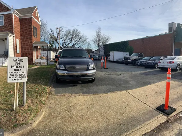 N Buchanan St, Arlington, VA 22207