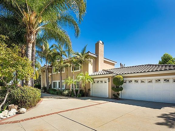 2nd image of 1401 S Santa Anita Ave