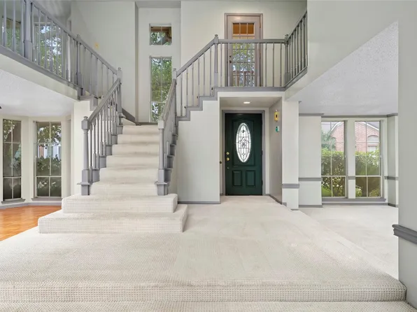 1513 Beaconshire Rd, Houston, TX 77077