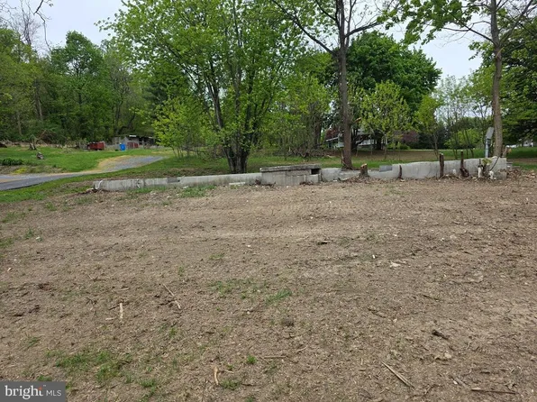 604 S Mountain Rd, Dillsburg, PA 17019