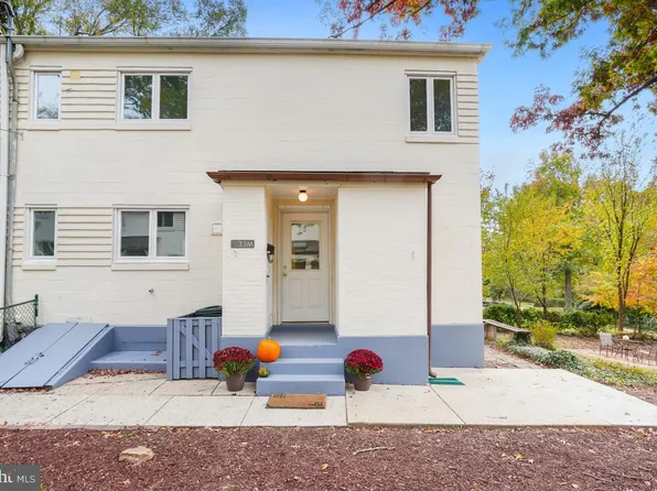 33 Ridge Rd, Greenbelt, MD 20770