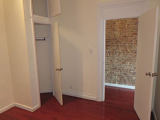 4th image of 1047 Bedford Ave #B4