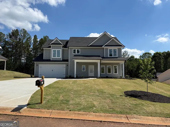 137 Boulder Dr, Toccoa, GA 30577