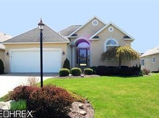 1994 Fox Trace Trl, Cuyahoga Falls, OH 44223