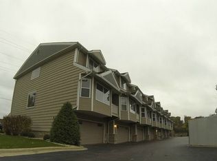 6008 Park Ridge Rd, Loves Park, IL 61111