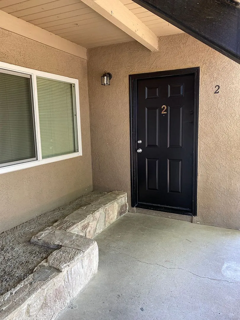 1217 McKinley Drive — Photo 3
