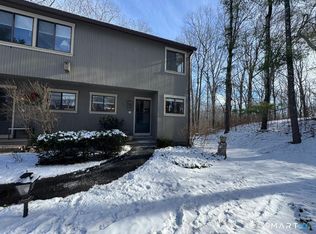 Woodlake, Woodbury, CT 06798