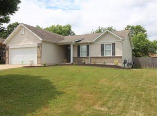 359 Centerfield Dr, O'Fallon, MO 63366
