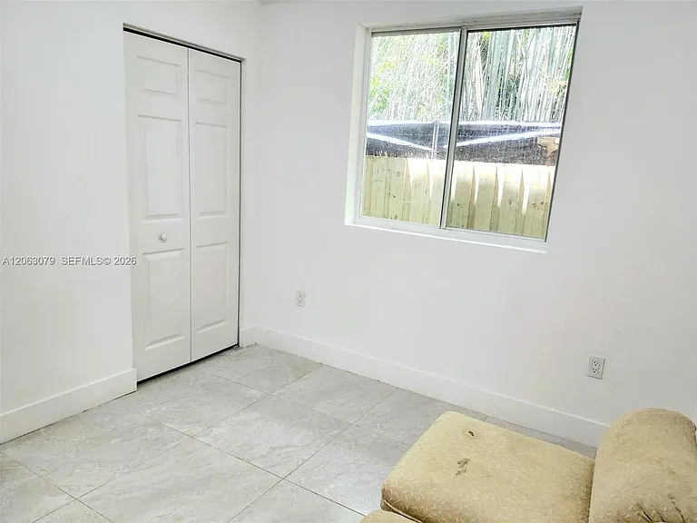 580 NW 34th St #1 — Photo 16