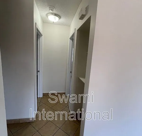 7716 S Figueroa St #4 — Photo 9
