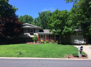 45 Red Bud Ln, Glen Carbon, IL 62034