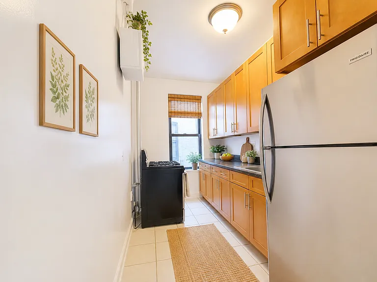 248 Wadsworth Ave #4D — Photo 8
