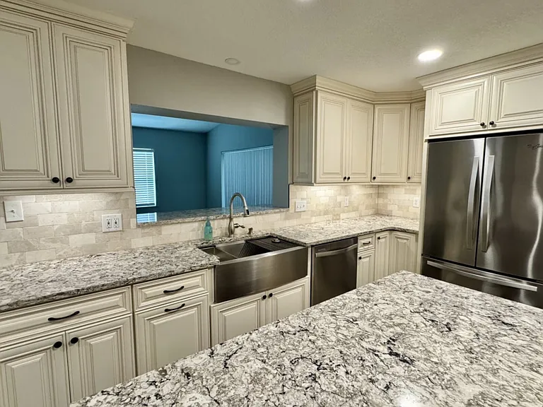 1301 Queen Elaine Dr — Photo 9