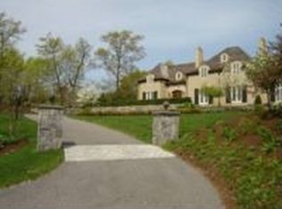 83 Countryside Ln, Milton, MA 02186