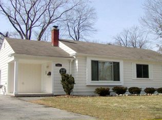 23061 Floral St, Farmington, MI 48336
