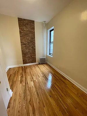 Rented by BRICK & GALO REALTY CORP | media 4