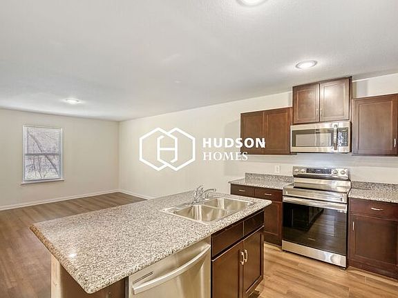 5th image of 3604 Bourland St