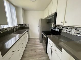 Beautiful 3 Bedroom/3 Bath Available, Los Angeles, CA 90065