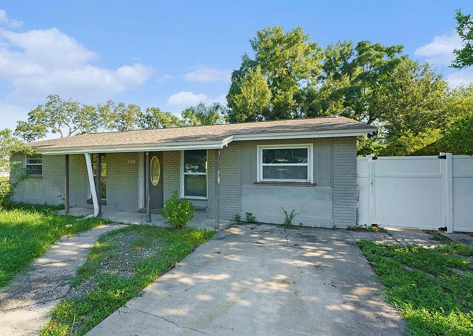 1st image of 6515 RUNNINGWOODS DRIVE