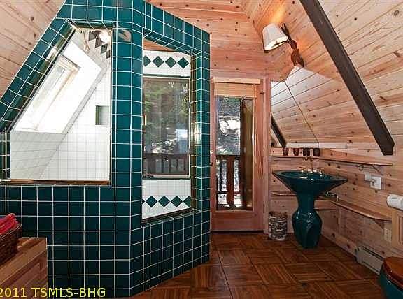 2nd image of 4355 Madrone Ave