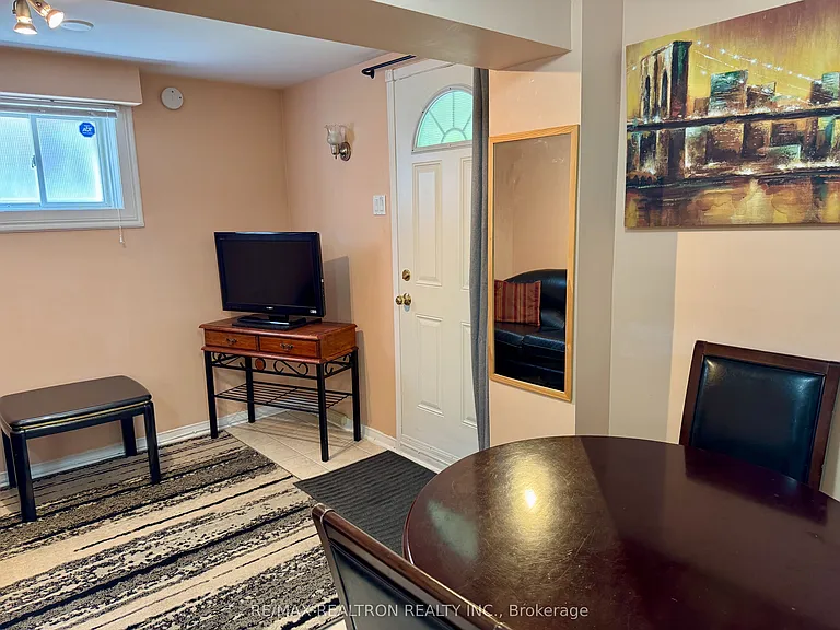 11 Hubner Dr #BASEMENT — Photo 22