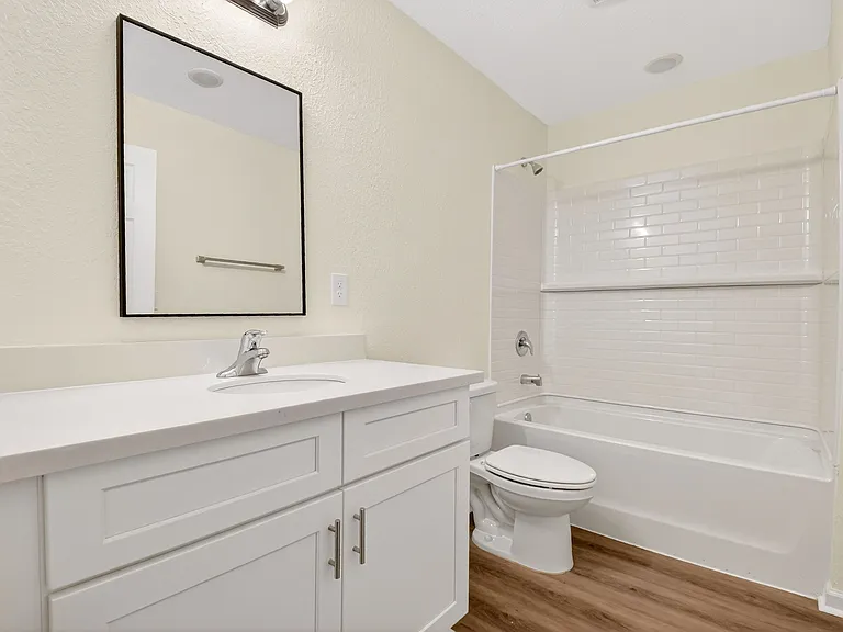 857 W 3rd St — Photo 13