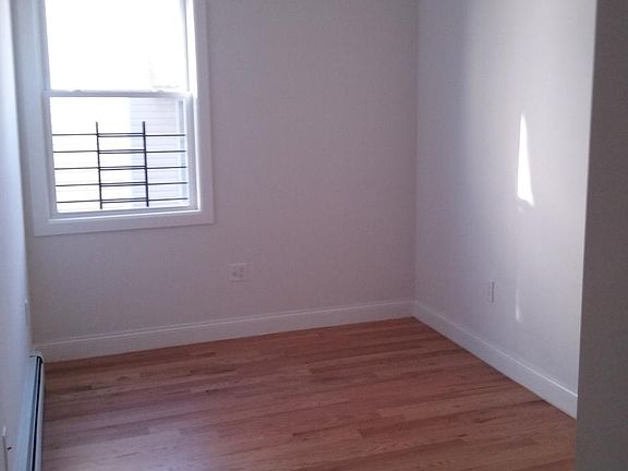 5th image of 104-18 Remington St #1
