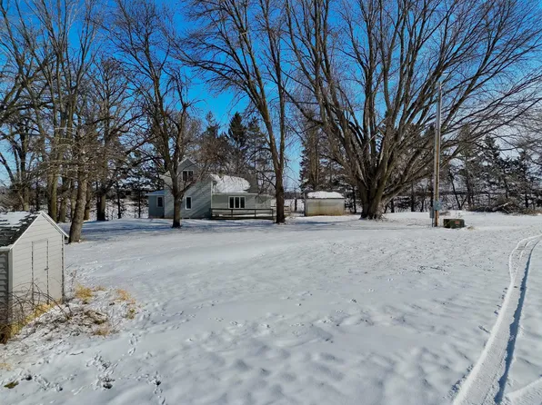 87387 245th St, Oakland, MN 56007
