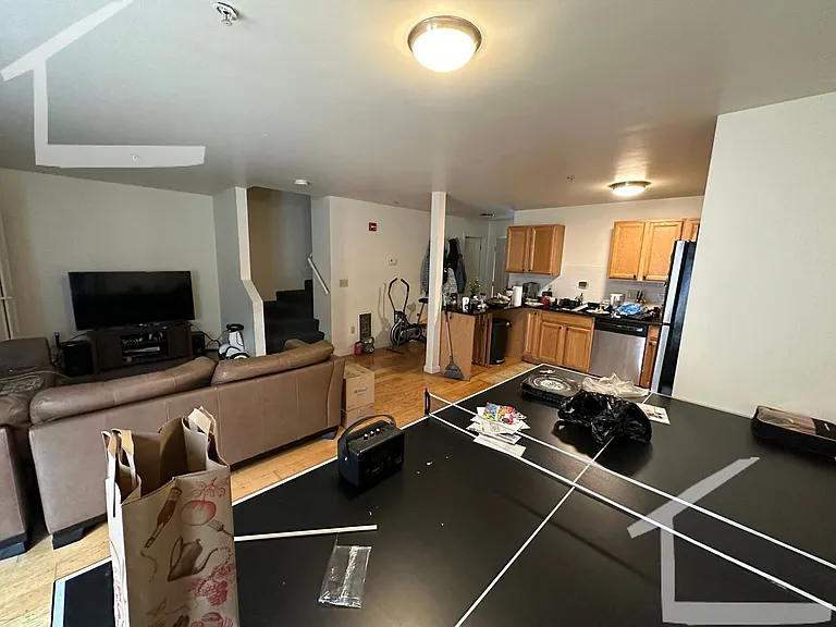 34 Raymond St #195 — Photo 10