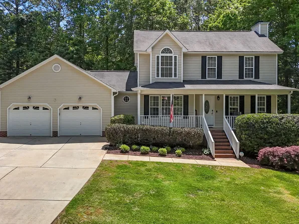 1933 Middle Ridge Dr, Willow Spring, NC 27592