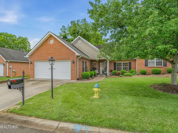 412 Woodlawn Gardens Way, Knoxville, TN 37920