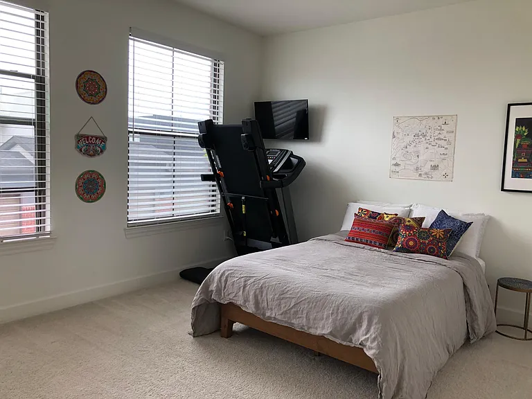 Second bedroom