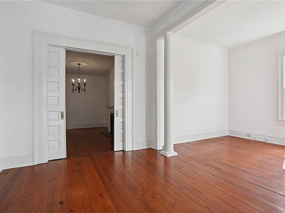 3rd image of 715 Eleonore St