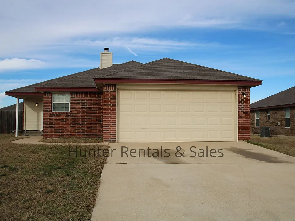 3905 Bolivar Dr