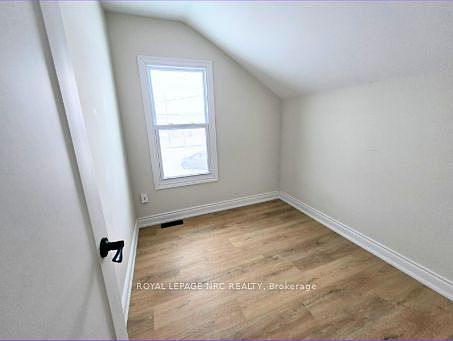 1st image of 129 Durham St #2