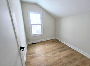 129 Durham St #2, Pt Colborne, ON L3K 1E1