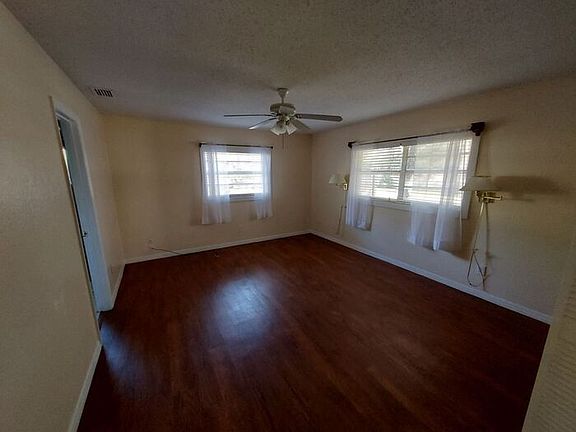 5th image of 4929 E Shady Acres Dr