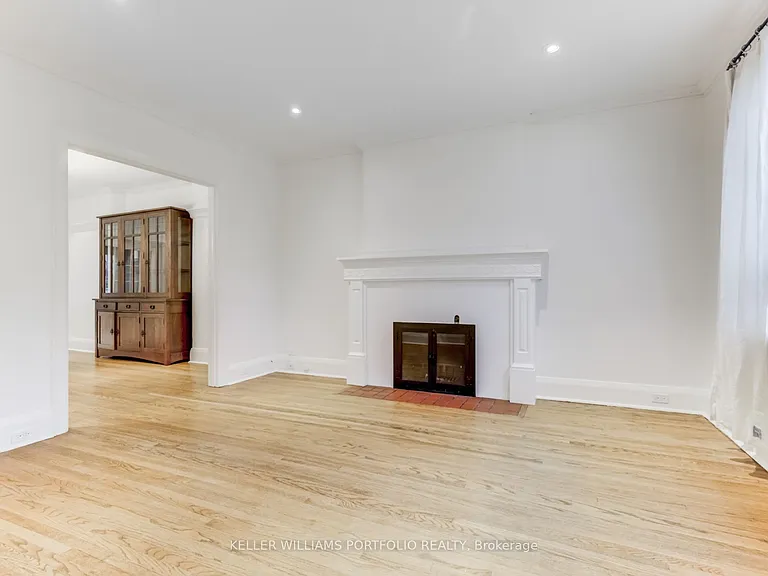 213 Erskine Ave — Photo 2