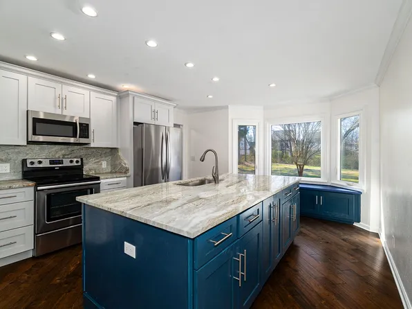 9512 Imperial Dr, Ooltewah, TN 37363