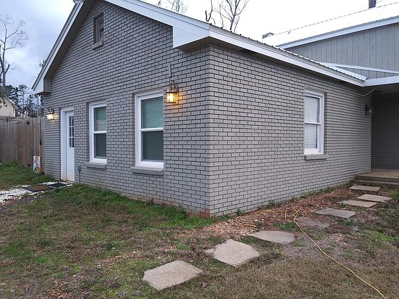 4th image of 4375 Angela Dr