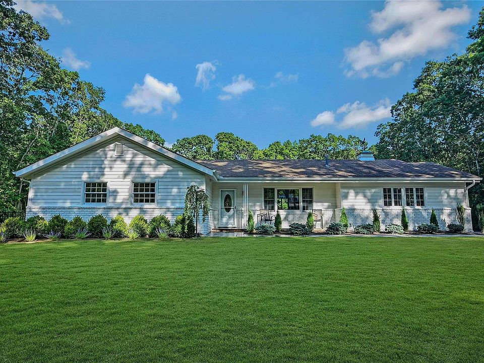 1st image of 11 Carol Avenue