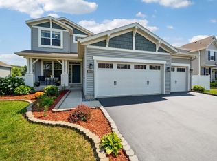 8050 Spring Lake Ln, Shakopee, MN 55379