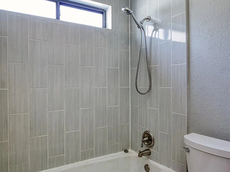 3809 Graphic Pl — Photo 31
