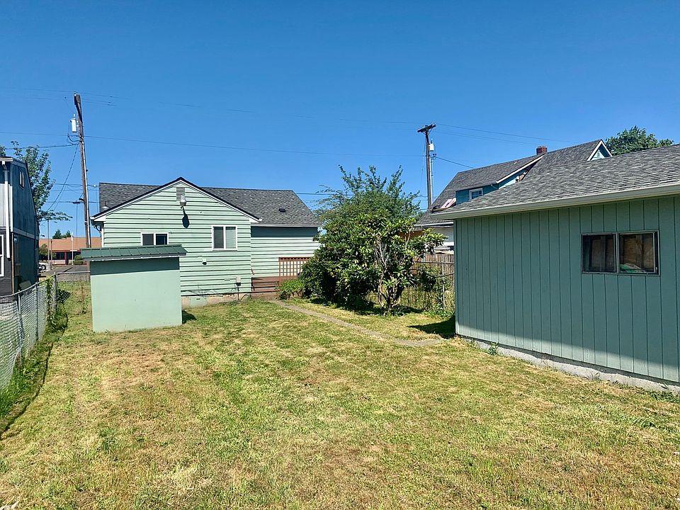 2nd image of 1046 9th Ave