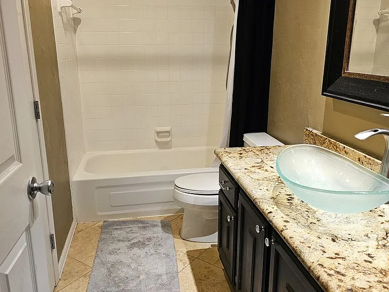 3926 White Oak Ct — Photo 10