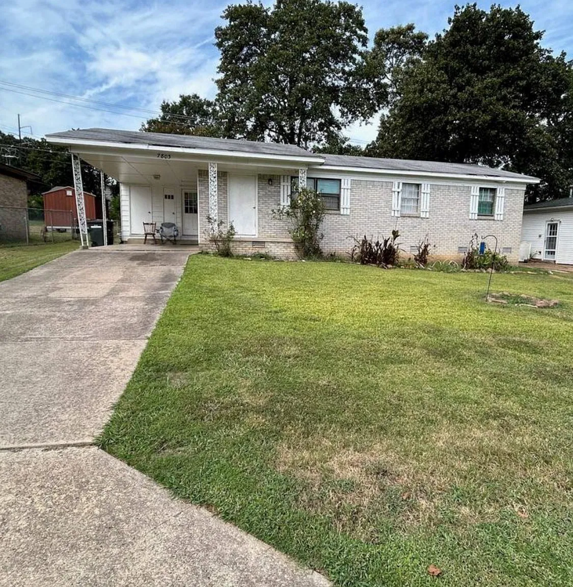 3 bed, 1.5 bath, 1065 sqft, $1,250 — Photo 1